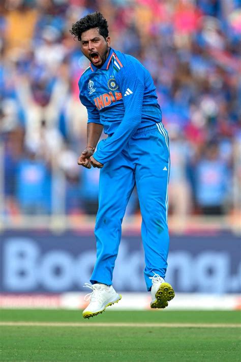 Kuldeep Yadav sliced through the Pakistan middle order | ESPNcricinfo.com