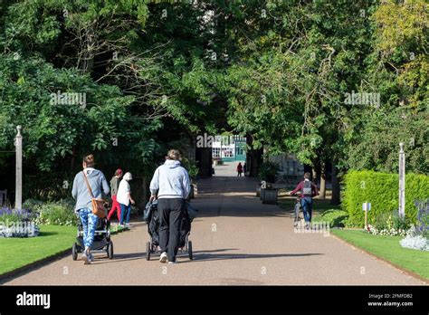 Abbey Gardens Bury St Edmunds Suffolk England Stock Photo Alamy