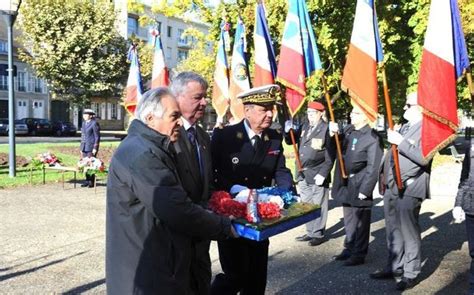 Lamicale Des Marins De Moulins A Souffl Ses Bougies Au Square