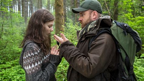 Leave No Trace: Ben Foster and Thomasin McKenzie - Greatest Props in ...