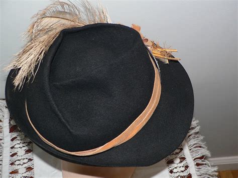 1930s 40s Slouch Fedora Hat Brown Felt With Tan Velvet And Etsy