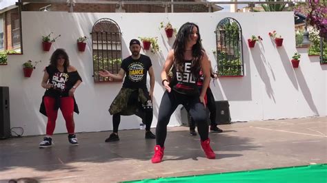 El Pr Stamo Maluma Zumba Fitness Coreograf A De Cloe Gonz Lez