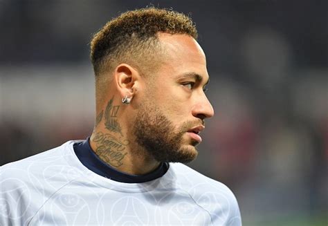 Neymar Opens Talks With Five Epl Clubs Soccer Laduma