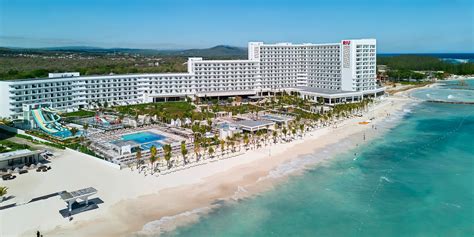 Beach Wedding Venue In Hotel Riu Palace Aquarelle Jamaica