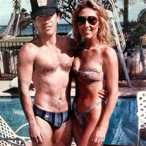 Bruce With Linda Thompson Omg Bruce In A Speedo Priceless Bruce