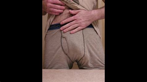 爸爸的一点挑逗 Pornhub Gay