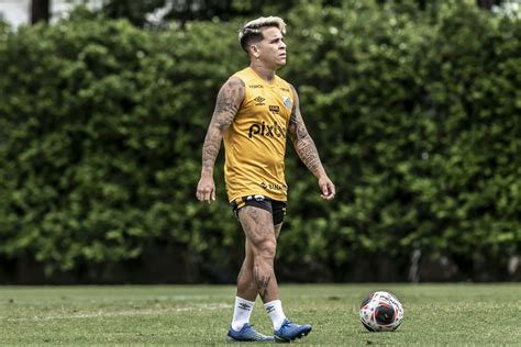 Soteldo Se Destaca Em Finaliza Es E Marca Gola O Em Treino Veja O Gol