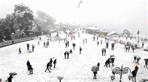 Shimla rejoices as snowfall finally hits region | India News - The ...