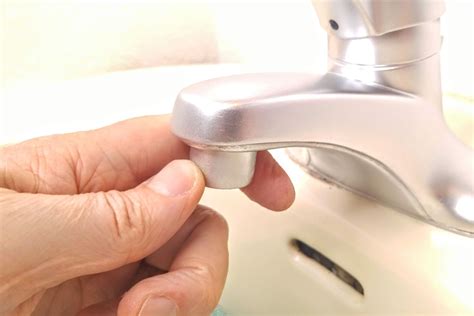 How To Replace A Faucet Aerator