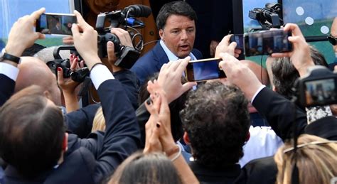 Renzi Non Discuto Autonomia Bankitalia Ma Sto Con I Cittadini Con