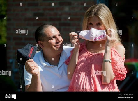 Hot Banditoz Silva Gonzalez Im Monat Und Stefanie Schanzleh Bald Zum Zweiten Mal Eltern