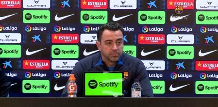 Rueda de prensa de Xavi Hernández y Koundé en directo Última hora