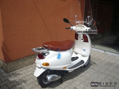 2000 Piaggio Vespa Et4 150 Cc