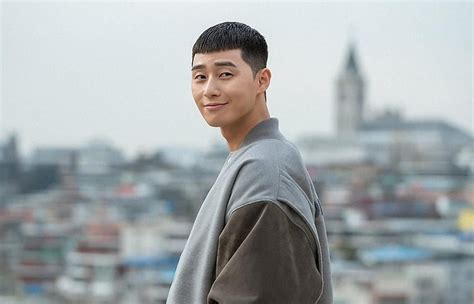 Park Seo Joon S Message For The Success Of Itaewon Class Kim Seon Ho