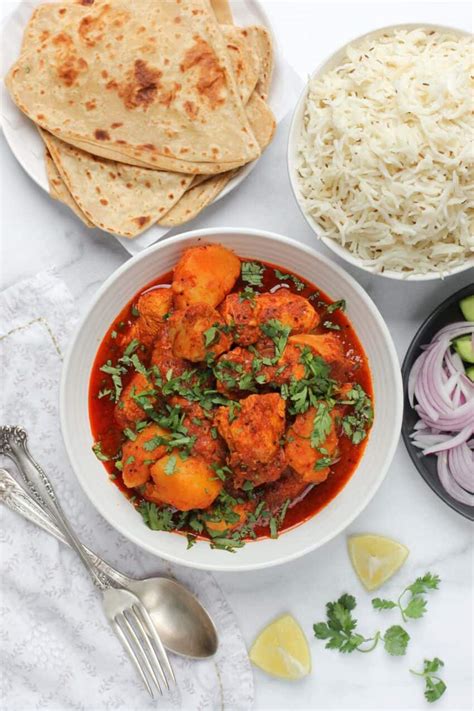 The Best Chicken Vindaloo Recipe Ministry Of Curry