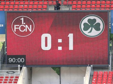 1 FC Nürnberg empfängt Greuther Fürth im 267 Franken Derby