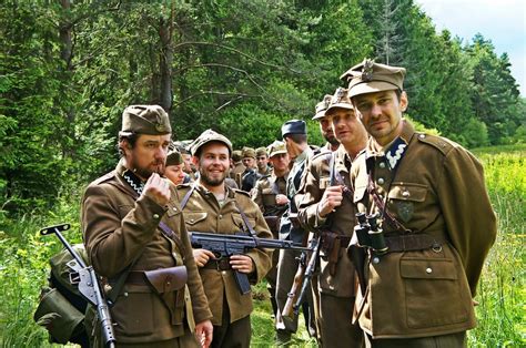 wyklety samotna walka  najwyzsze idealy recenzja filmu wmeritumpl