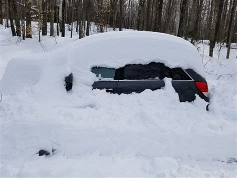 What To Do When The Car Gets Stuck In Snow Sd Auto Glass