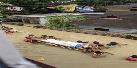 Assam Flood Situation Grim Silchar Submerged For Sixth Day South