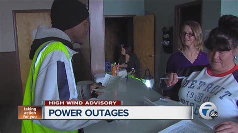 High Winds Cause Power Outages Youtube