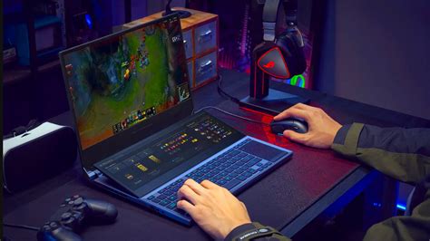 ASUS ROG Zephyrus Duo 15 – ноутбук с двумя экранами от 254 000 рублей