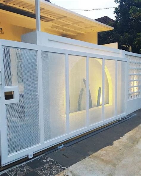 7 Inspirasi Desain Pintu Pagar Minimalis Yang Menawan Patut Dicontoh