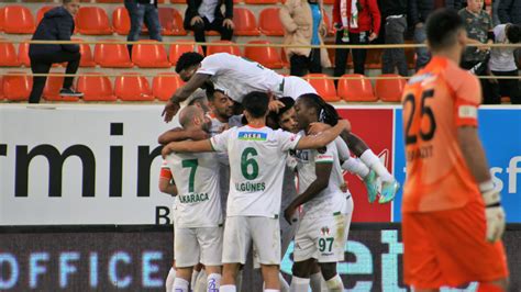 Alanyaspor Kayserispor u 3 golle geçti