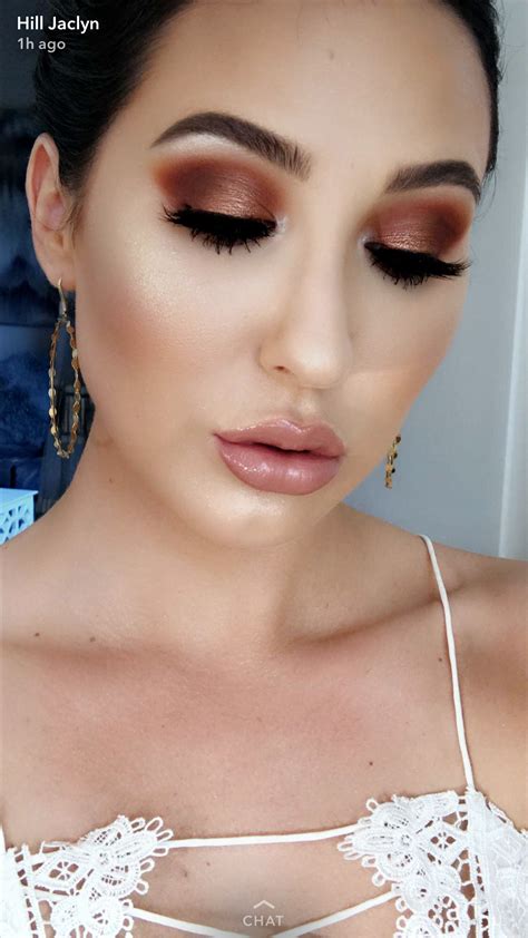 The beautiful Jaclyn Hill in her new morphe eyeshadow palette!! Hot fire smokey eye. | Fashion ...