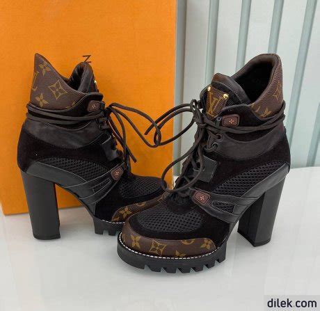 Boots Louis Vuitton Star Trail Ankle Boot