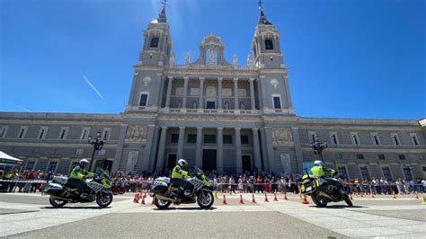 La Agrupación De Tráfico De La Guardia Civil Celebra Sus 65 Años