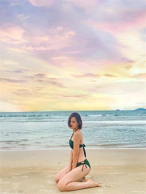 Ng Ng Ng Lo T Nh Bikini Sexy C A M Nh N Ng C Nh N Ng Tu I