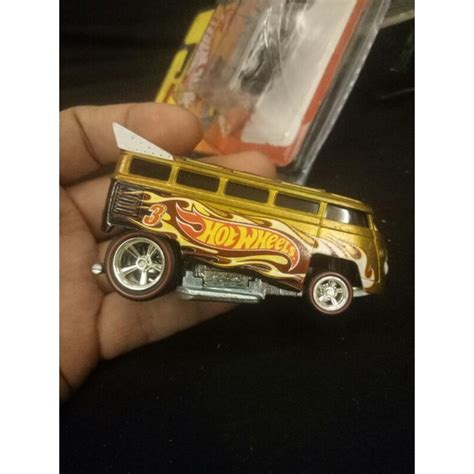Hot Wheels MAIL IN VOLKSWAGEN T DRAG BUS Shopee Malaysia