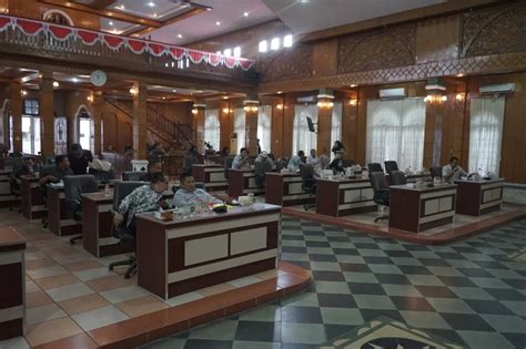 Rapat Paripurna DPRD Penyampaian Rekomendasi DPRD Terhadap LKPJ Bupati