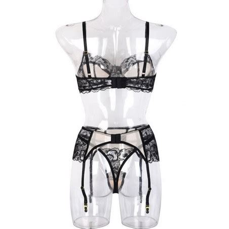 Osez le cadeau chic à petit prix Ensemble lingerie femme 3 pièces 49