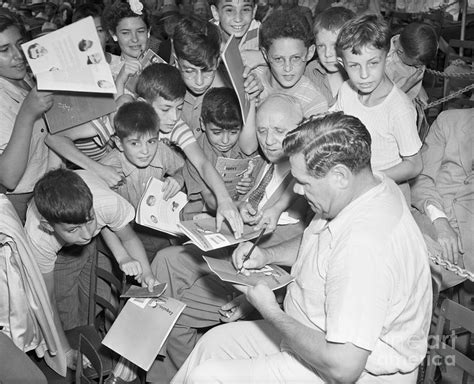 Babe Ruth Signing Autographs Photograph By Bettmann Pixels