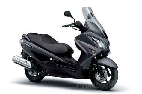 Suzuki Burgman 125 2018 Precio Ficha Tecnica Opiniones Y Prueba