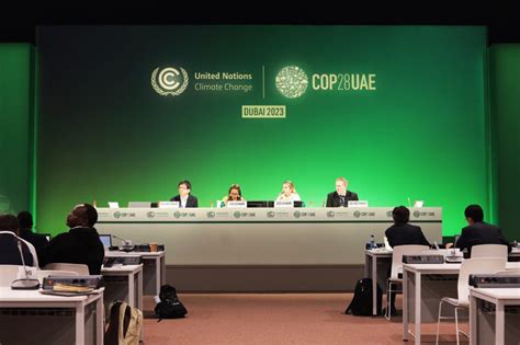 Cop28直擊／峰會通過決議：能源轉型 脫離化石燃料 Cop28氣候峰會 全球 聯合新聞網