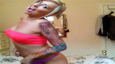 Charlie Z Strips Naked And Talks Filthy CHARLIE Z HUGE NIPPLES MILF Clips Sale