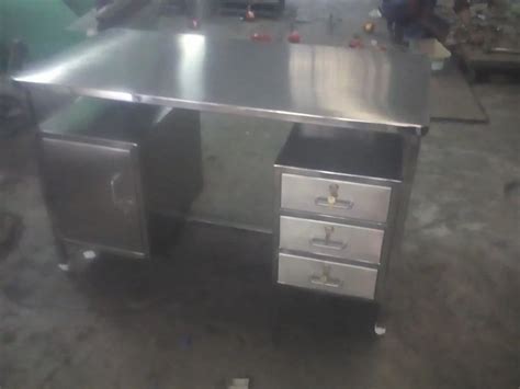 Ss Work Bench At Rs In Vasai Id