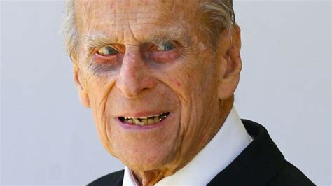 Le Prince Philip Duc D Dimbourg Une Vie Hors Du Commun