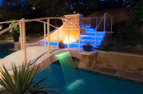 Custom Water Features | Cascade Custom Pools | Austin TX