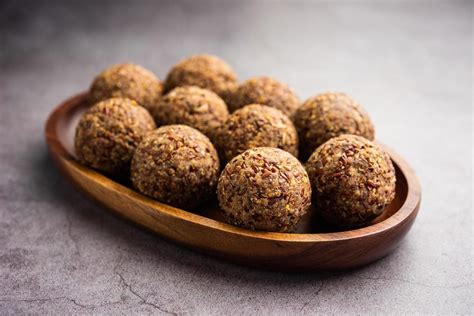 Alsi Pinni Laddu Or Flax Seed Laddo Or Healthy Jawas Ladoo Are