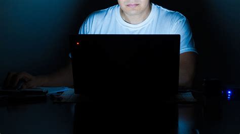 Webcam Sex Pics Leads To Doubling Of Sextortion Blackmail Cases In A Year RT UK News