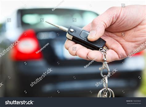 4 582 Man Remote Control Car Keys Images Stock Photos Vectors