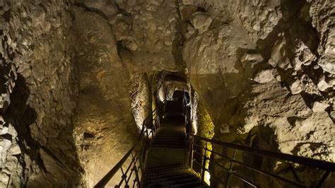 The Kotel Tunnels | Attractions in Jerusalem Old City, Israel