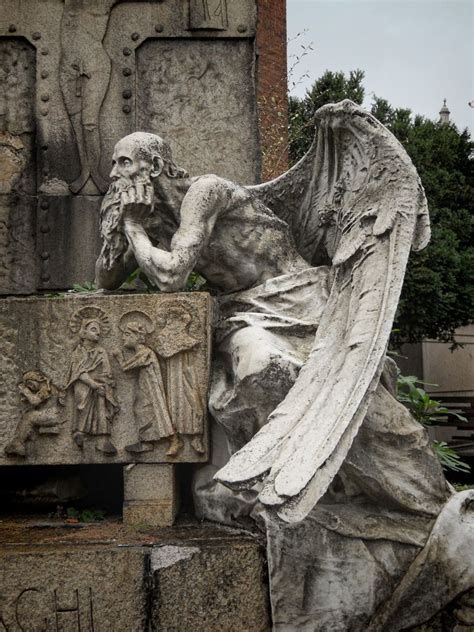 Cimitero Monumentale Di Milano Cemetery Statues Cemetery Art Angel Art