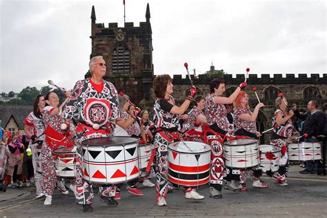 Bangor Carnival 2014 in pictures - North Wales Live