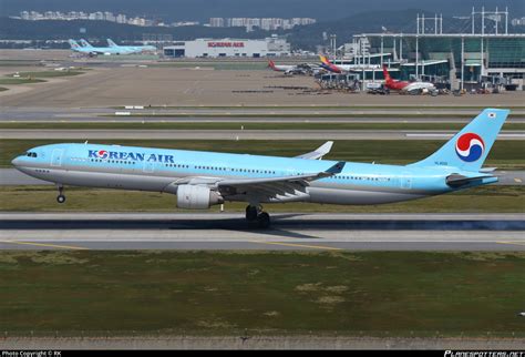 HL8001 Korean Air Airbus A330 323 Photo By RK ID 1497592