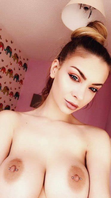 Doesn T Even Fit The Frame Porn Pic