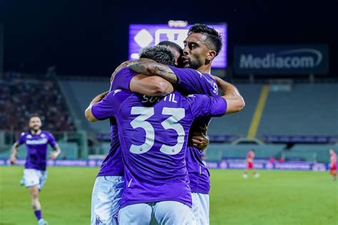 Fiorentina Vs Twente Conference League Viola Nation